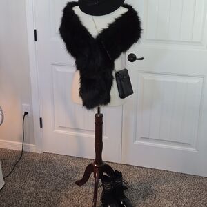 Elegant Black 9 WEST Women's Hat w/ Fur Collar